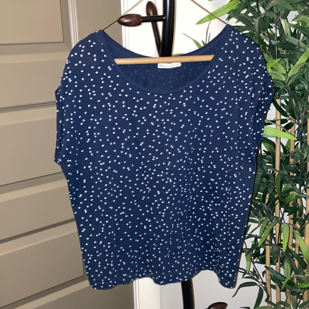⭐️Zara polka dotted navy shirt⭐️